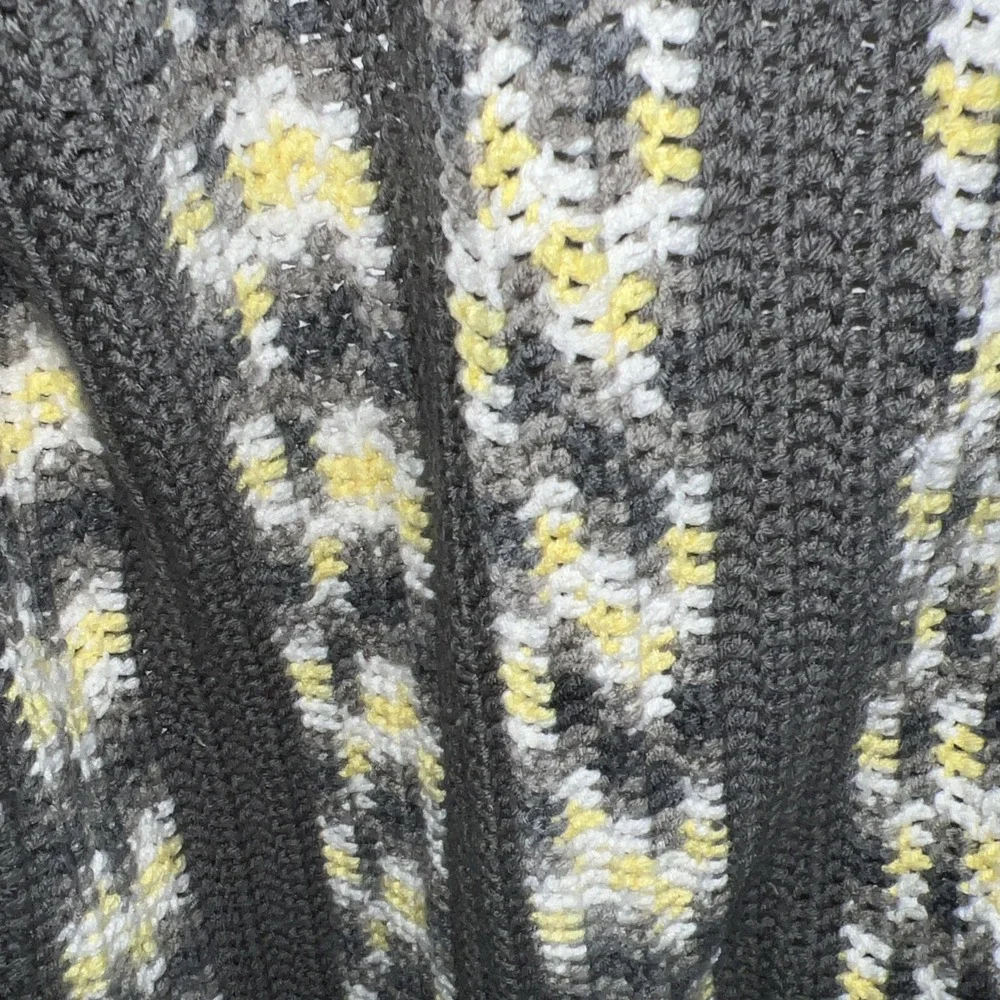 NEW HANDMADE crocheted afghan blanket throw50x43‎ Multicolor Beautiful Charcoal